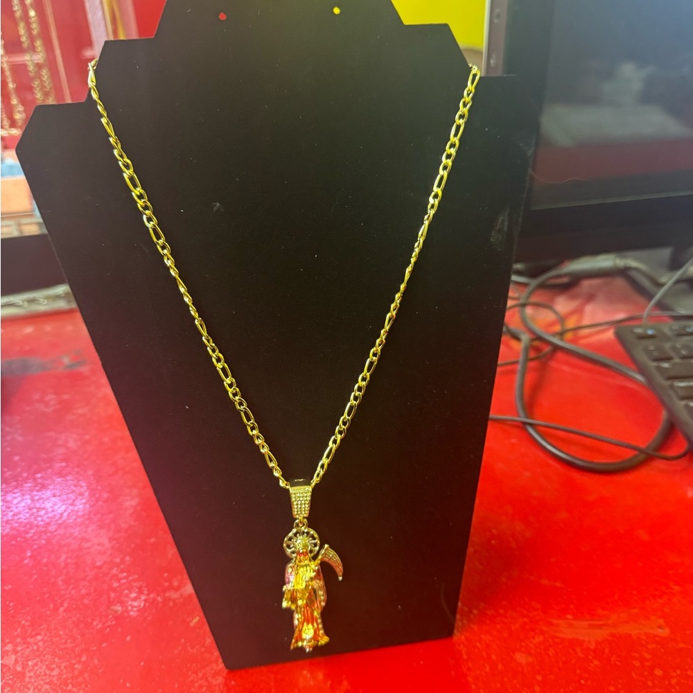 Elegant Gold plated santa muerte Pendant Necklace